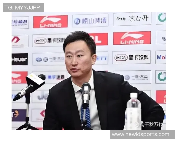 刘维伟透露开拓者教练组对瀚森发展满意并有长期培养计划